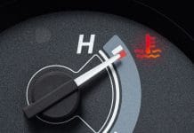 Voyant d’avertissement du liquide de refroidissement (ce que vous devez faire) Voyant d'avertissement du liquide de refroidissement